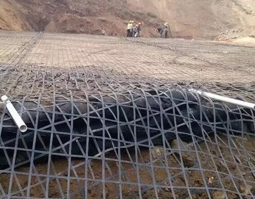 a correia do animal de estimação de 100kn M Pp soldou Geogrid composto para a fundação macia do solo 2