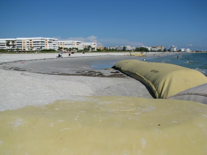 Sacos de secagem geotêxteis tecidos multifilamento branco de grande resistência dos PP da cor para a proteção e o aterro da linha costeira 4